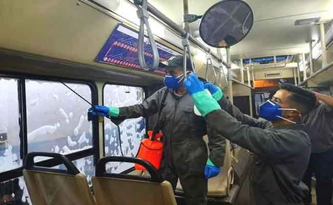 شركة “ايتوزا” بالعاصمة تعقم الحافلات يوميا للتصدي لكورونا