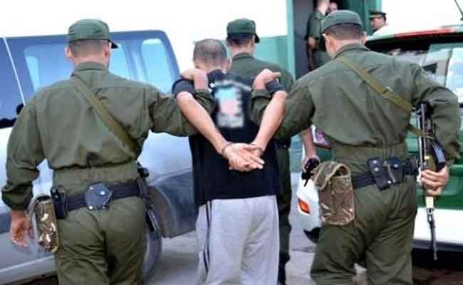 توقيف 3 مضاربين في المواد الغذائية بالعاصمة