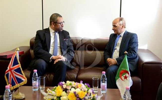 توقيع الجزائر و بريطانيا على مذكرة تفاهم على هامش الدورة الـ9 للحوار