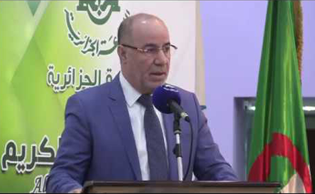 وزير الشؤون الدينية بلمهدي يؤكد أن تعليق العمرة إجراء مؤقت