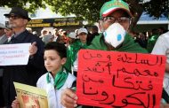 الدينار أكثر المتضررين من كورونا والحكومة تدعو الجزائريين إلى ابتعاد عن المظاهرات