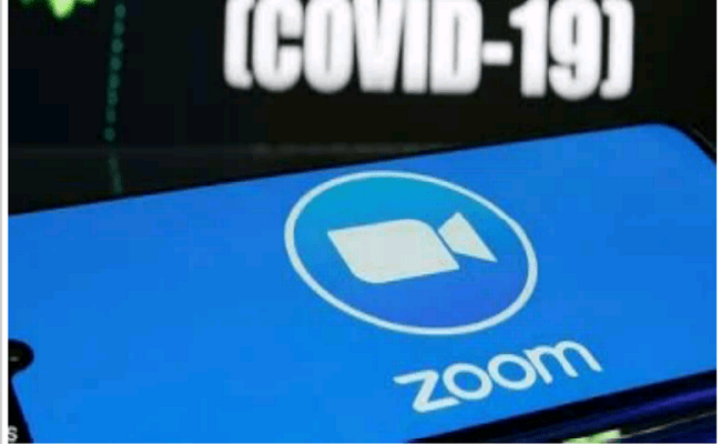 تطبيق مكالمات Zoom يرسل البيانات إلى فيسبوك...