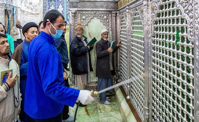 وفيات كورونا في ايران يتجاوز الألف