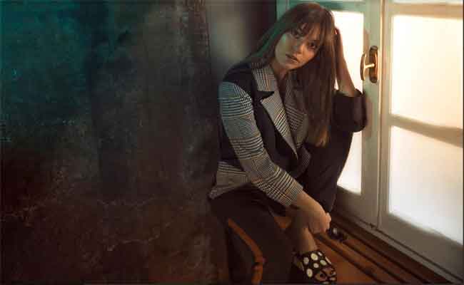 أصلي انفر تجرب حظها في الحب مرة ثانية مع نجم كرة سلة تركي بعد انفصالها عن مراد بوز