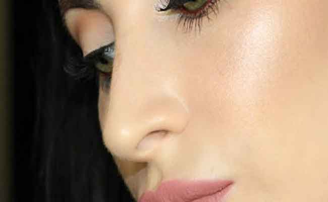 حضّري الهايلايتر في المنزل بهذه الطرق البسيطة…