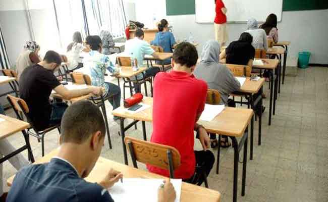 امتحان إثبات المستوى الخاص بالمتعلمين عن بعد يؤجل إلى فترة ستحدد لاحقا