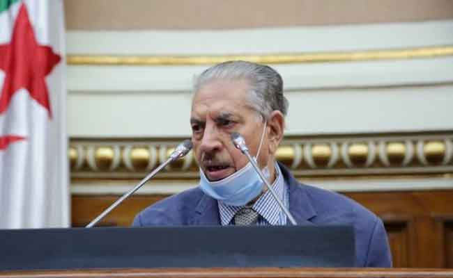 قوجيل يؤكد أن  الهبة التضامنية للجزائريين في مكافحة كورونا”شيء يفرحنا ويعطينا الامل”