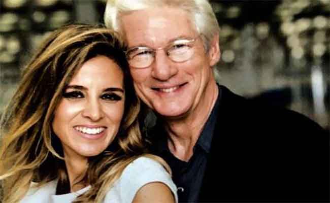 بطل “Pretty woman”أب للمرة الثالثة في عمر يناهز 71 عاما…