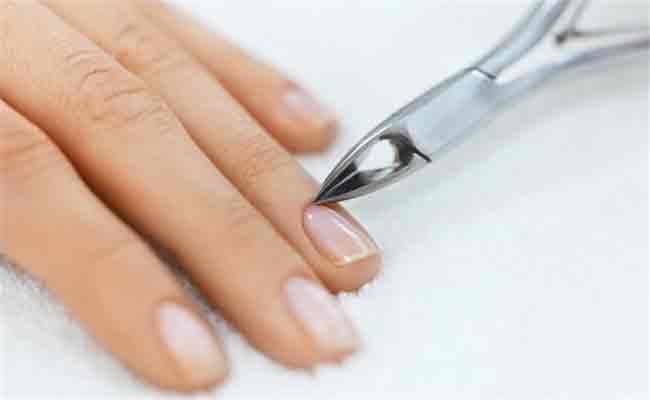 بهذه الخطوات تحمين أظافرك من التكسّر في رمضان…