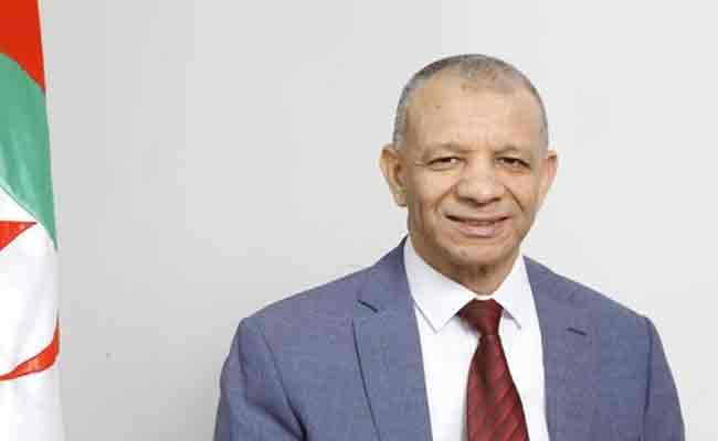 بن قرينة : “من غير المعقول أن تتوقف الحياة كلها وينحصر أداء الدولة حول وباء كورونا”