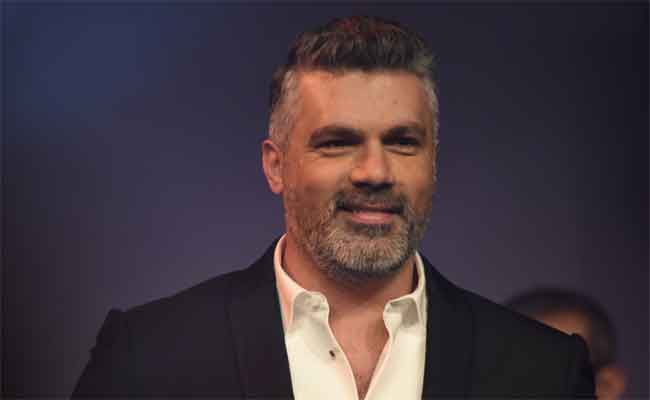 بعد سنوات من العزويبة…فارس كرم يدخل رسميا الفقص الذهبي والعروس لبنانية…