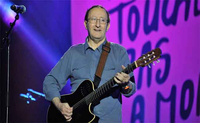 الموت يخطف أيقونة الأغنية الأمازيغية ايدير بعد معاناة مع المرض…