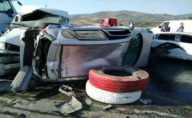 حرب الطريق تخلف مقتل 5 أشخاص و جرح 124 آخرين خلال الـ24 ساعة الأخيرة