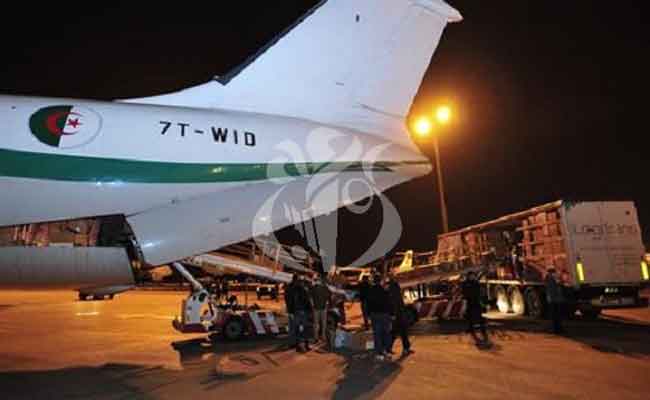 وصول مستلزمات و معدات طبية كهبة من الصين للجزائر