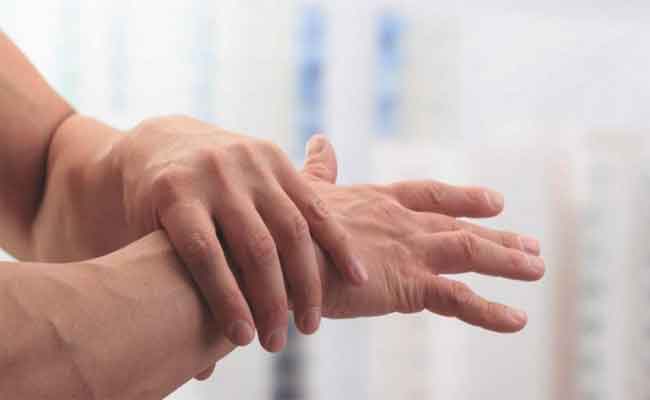 8 علامات تدلّ على انخفاض هرمون التستوستيرون…