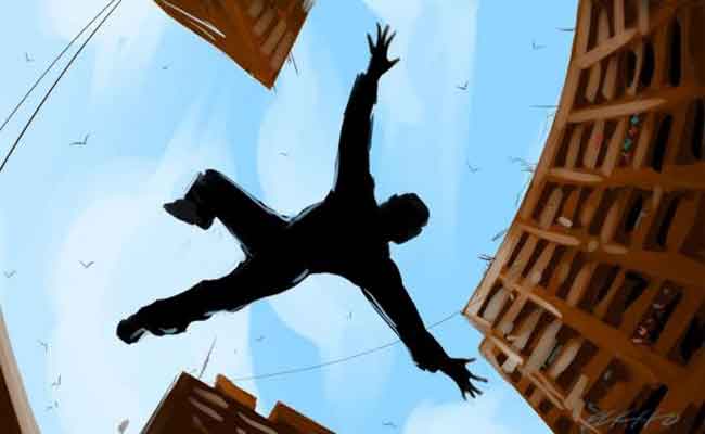 انتحار مختل عقليا برمي نفسه من الطابق الثالث بسكيكدة