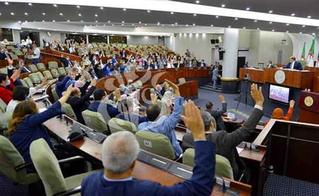 مصادقة نواب المجلس الشعبي الوطني بالإجماع على مشروع قانون اعتماد 8 ماي 1945 يوما وطنيا للذاكرة