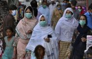 باكستان تسجل أرقام كبيرة في الإصابات بكورونا بعد رفع العزل