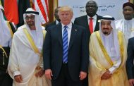 ترامب لبقر الخليج إما معنا إما مع الصين
