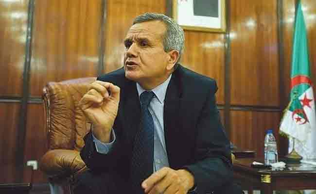 بن بوزيد : “من الواجب تضامن الشعب مع الاطباء”