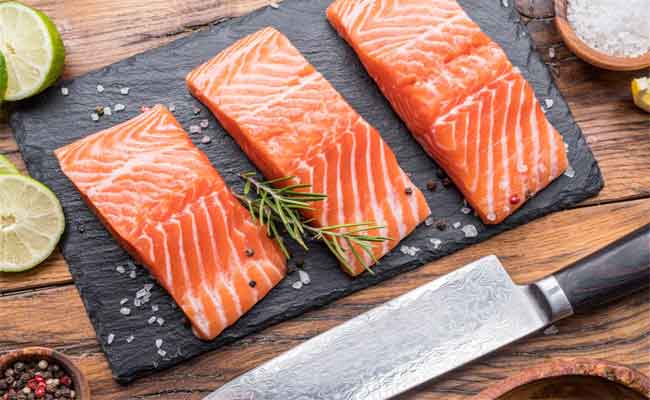 ما حقيقة رفع السلمون للضغط…؟