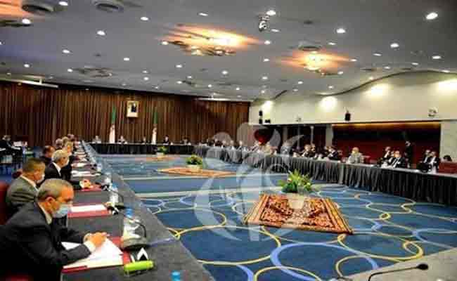 إنشاء لجنة الحماية المكلفة بتقييم آثار وباء كورونا على الاقتصاد الوطني