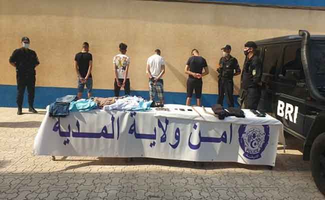 الإطاحة بعصابة إجرامية قامت بسرقة مركز تجاري بالمدية