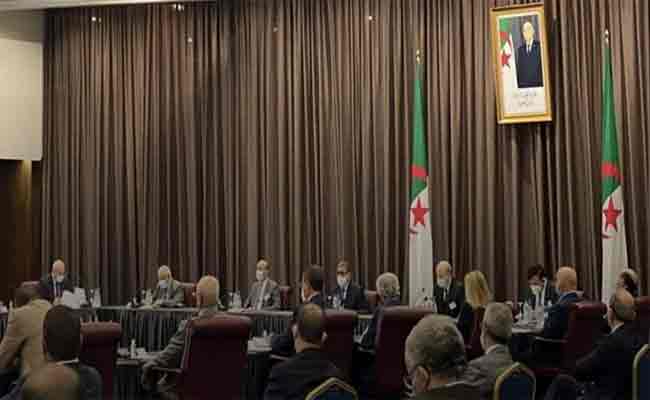 جراد : تقييم انعكاسات جائحة كورونا على الاقتصاد الوطني ينبغي أن يتم “دون مزايدات”