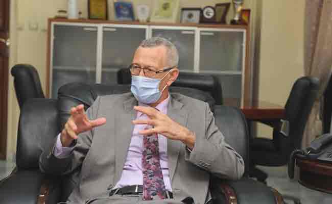 عرض مشروع القانون المتعلق بالصحافة الالكترونية على الحكومة في “الأيام القليلة القادمة”