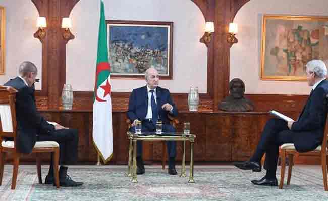 تبون يدعو إلى “الفصل نهائيا بين الماضي والحاضر من أجل بناء مستقبل يكون امتدادا للحاضر”