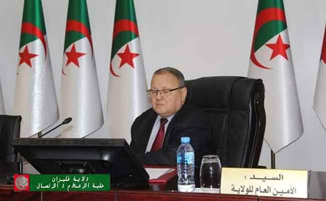 كورونا ينهي حياة الأمين العام لولاية غليزان