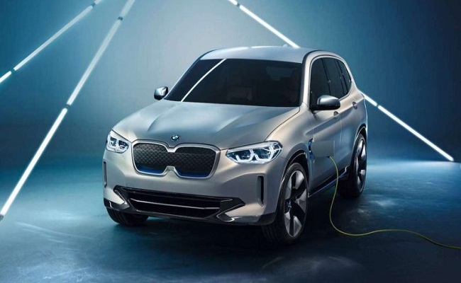 BMW تطلق سيارة iX3 الكهربائية...