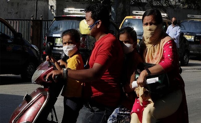 تراجع الإصابات أقل من ألف إصابة جديدة بكورونا في الهند