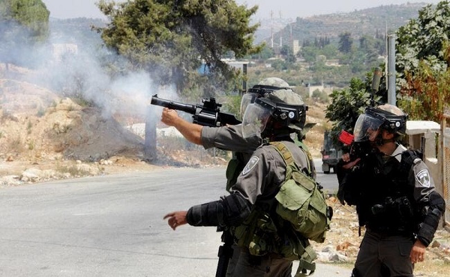 إسرائيل تهدم منازل وتقمع احتجاجات في فلسطين