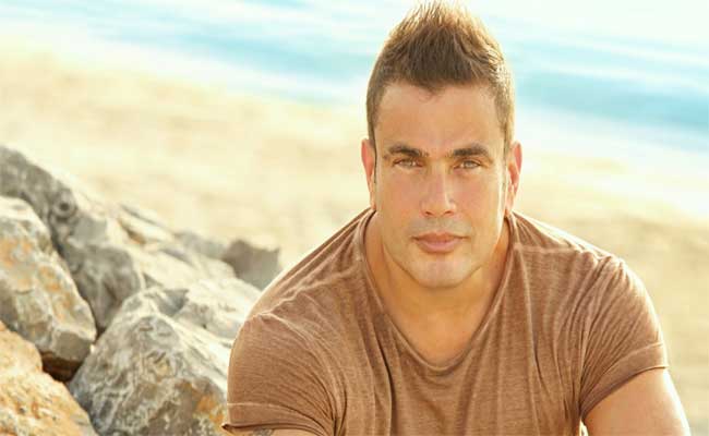 “نتفلكيس” تعيد عمرو دياب الى عالم الدراما بعد انقطاع 27 عاما…