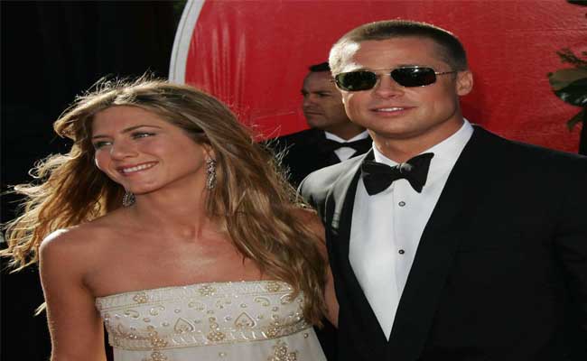 عمل فني يجمع براد بيت وجنيفر أنيستون بعد 19 عاما…