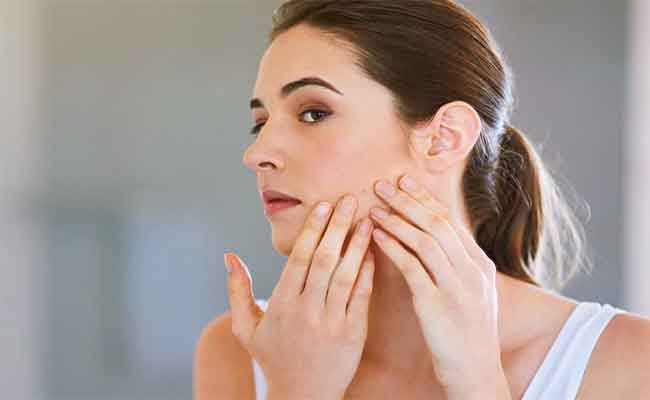 للحمل تأثيرات سلبية وإيجابية على بشرتك…تعرّفي عليها