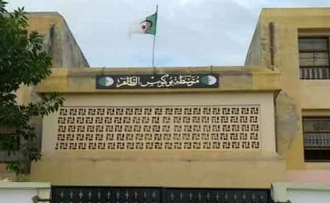 اعتداء مقتصد على مديرة متوسطة ومستشارة تربوية بالسلاح الأبيض في جيجل