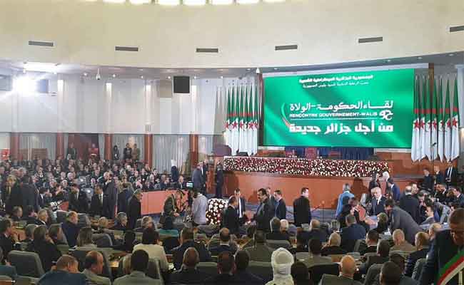 المشاركون في لقاء الحكومة بالولاة يقترحون إنشاء صندوق خاص بتنمية مناطق الظل