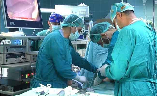 فريق طبي ينجح في استئصال ورم سرطاني يزن 20 كلغ من رحم سيدة خمسينية بسطيف