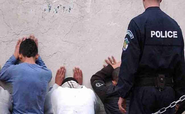 توقيف عصابة مختصة في سرقة المنازل و استرجاع جميع الأغراض المسروقة في غليزان