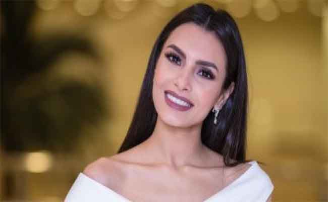 أغنية النسخة العربية في فيلم الرسوم المتحركة” فوق القمر” بصوت كارمن سليمان…