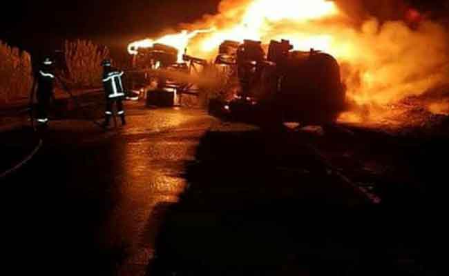 احتراق شاحنة مملوءة بالبنزين يخلف مصرع سائقها تفحما بمستغانم