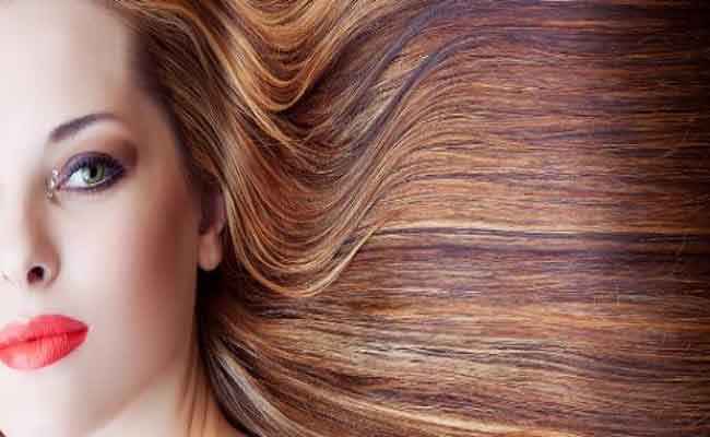 كيف تعيدين الترطيب والمرونة إلى الشعر المصبوغ؟…