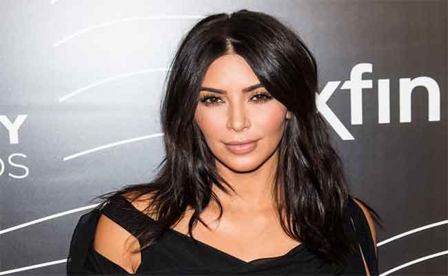 كيم كاردشيان تطلق علامة تجارية خاصة بالأثاث المنزلية…