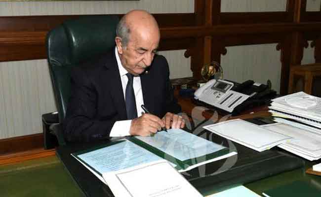 رئيس الجمهورية تبون يستدعي الهيئة الناخبة يوم 1 نوفمبر المقبل للاستفتاء على مشروع مراجعة الدستور