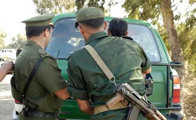 تفكيك عصابة إجرامية تعتدي على مستعملي الطريق و تسرق ممتلكاتهم بالمدية