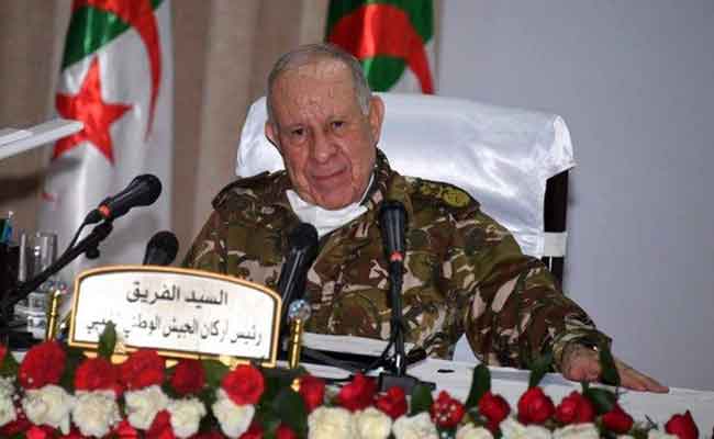 شنقريحة: “إذا خلصت النوايا وصدقت الإرادات وشُحذت العزائم والهمم, فلا عائق يقف أمام مسيرة الجزائر الجديدة”