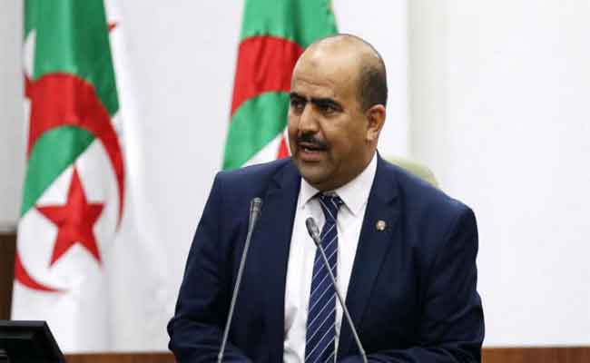 شنين يحث النواب على تحسيس الناخبين بأهمية التعديل الدستوري