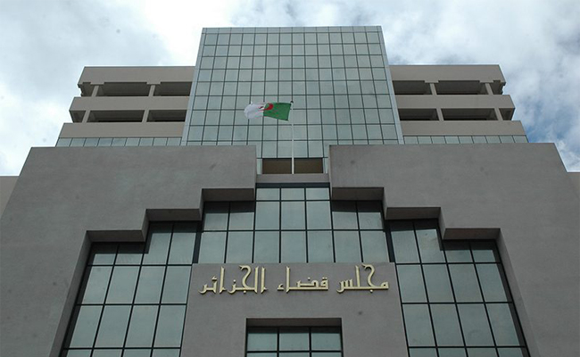 إدانة مراد عولمي و أحمد أويحيى بعشر سنوات سجنا نافذا